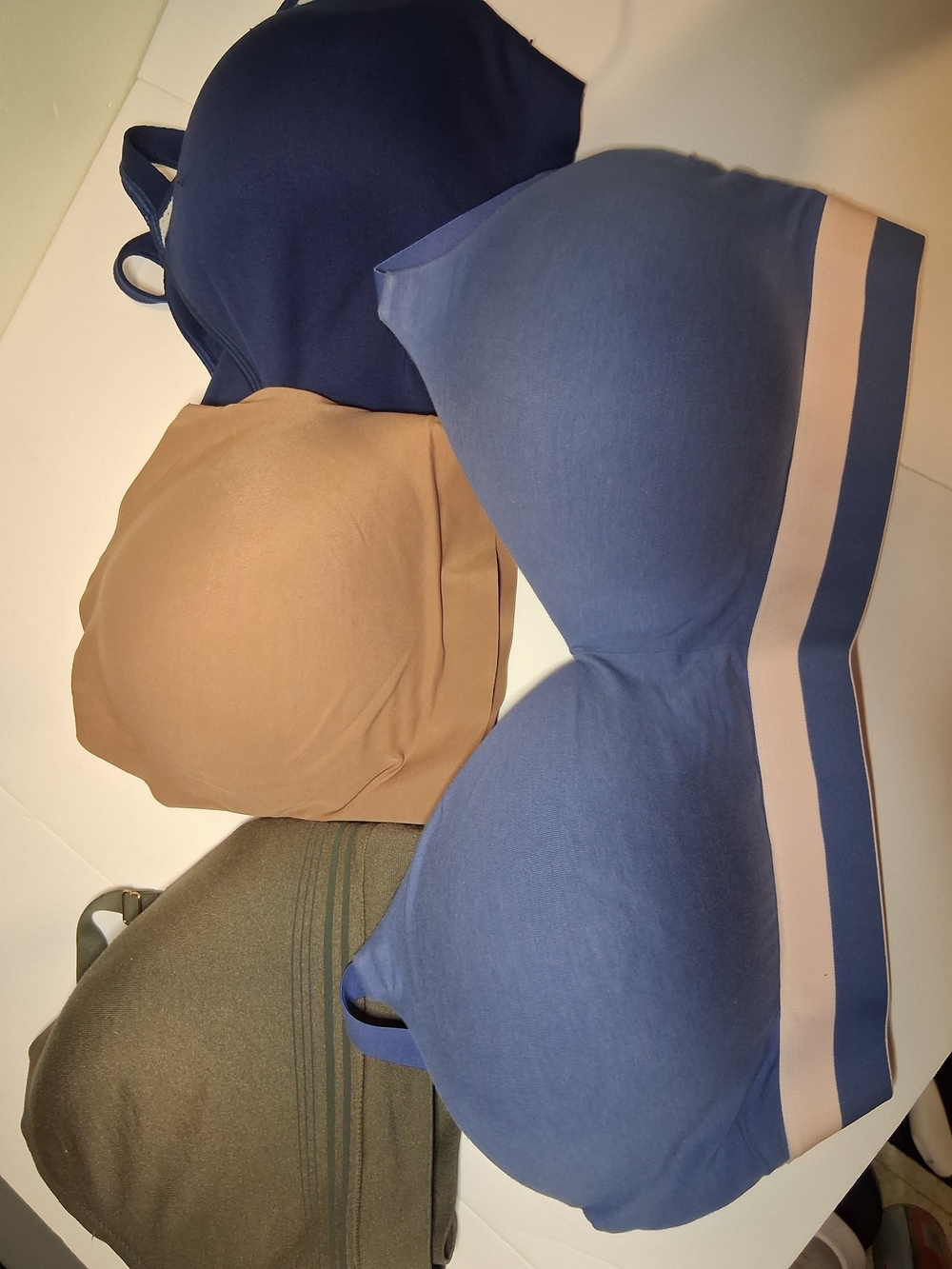 Womens Lot Of 4 Hanes Non Wired 2xl And 3xl Bras